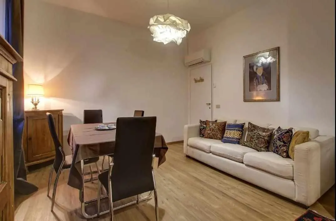 Malenchini II Apartment Florence